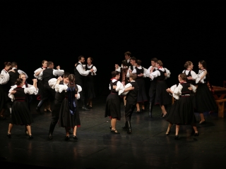 Dunaújvárosi Vasas Táncegyüttes – közös ünnep a Bartókban - fotó: 