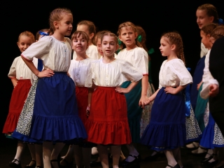 Dunaújvárosi Vasas Táncegyüttes – közös ünnep a Bartókban - fotó: 