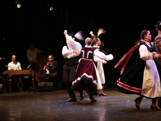 Dunaújvárosi Vasas Táncegyüttes – közös ünnep a Bartókban - fotó: 