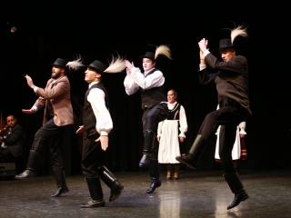 Dunaújvárosi Vasas Táncegyüttes – közös ünnep a Bartókban - fotó: 