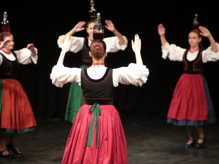 Dunaújvárosi Vasas Táncegyüttes – közös ünnep a Bartókban - fotó: 