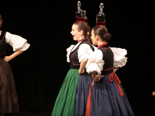 Dunaújvárosi Vasas Táncegyüttes – közös ünnep a Bartókban - fotó: 