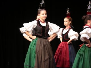 Dunaújvárosi Vasas Táncegyüttes – közös ünnep a Bartókban - fotó: 