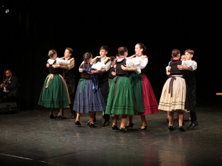 Dunaújvárosi Vasas Táncegyüttes – közös ünnep a Bartókban - fotó: 