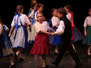 Dunaújvárosi Vasas Táncegyüttes – közös ünnep a Bartókban - fotó: 