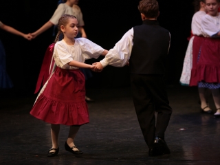 Dunaújvárosi Vasas Táncegyüttes – közös ünnep a Bartókban - fotó: 