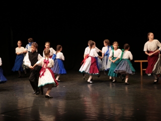 Dunaújvárosi Vasas Táncegyüttes – közös ünnep a Bartókban - fotó: 