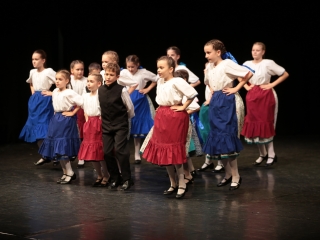 Dunaújvárosi Vasas Táncegyüttes – közös ünnep a Bartókban - fotó: 