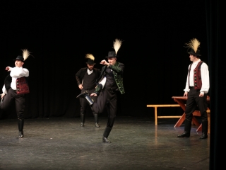 Dunaújvárosi Vasas Táncegyüttes – közös ünnep a Bartókban - fotó: 