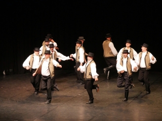 Dunaújvárosi Vasas Táncegyüttes – közös ünnep a Bartókban - fotó: 