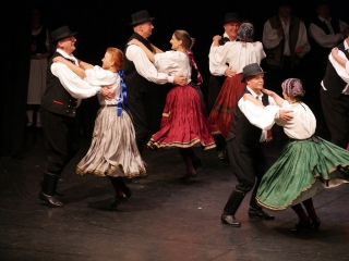 Dunaújvárosi Vasas Táncegyüttes – közös ünnep a Bartókban - fotó: 