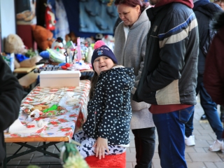 Köszöntő a Római városrészben, Adventi Forgatag a Városháza téren - fotó: 