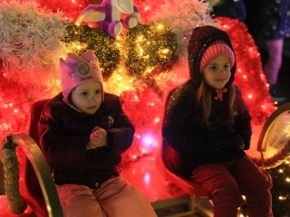 Köszöntő a Római városrészben, Adventi Forgatag a Városháza téren - fotó: 