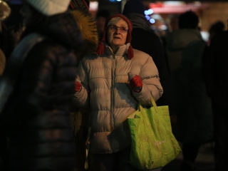 Köszöntő a Római városrészben, Adventi Forgatag a Városháza téren - fotó: 