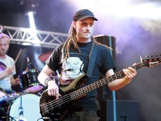 A Rockmaraton képekben - első nap. Omen, Rómaó Vérzik, Kovbojok, Baracka - fotó: Sándor Judit