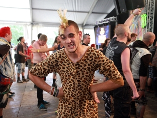 A Rockmaraton képekben - első nap. Omen, Rómaó Vérzik, Kovbojok, Baracka - fotó: Sándor Judit