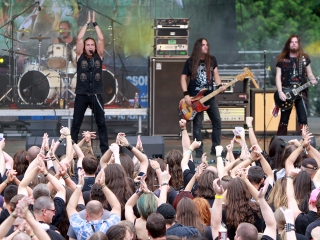 A Rockmaraton képekben - első nap. Omen, Rómaó Vérzik, Kovbojok, Baracka - fotó: Sándor Judit