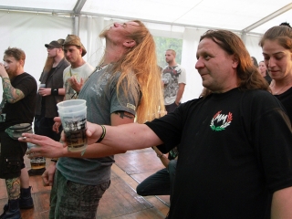 A Rockmaraton képekben - első nap. Omen, Rómaó Vérzik, Kovbojok, Baracka - fotó: Sándor Judit