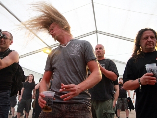 A Rockmaraton képekben - első nap. Omen, Rómaó Vérzik, Kovbojok, Baracka - fotó: Sándor Judit