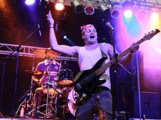 A Rockmaraton képekben - első nap. Omen, Rómaó Vérzik, Kovbojok, Baracka - fotó: Sándor Judit