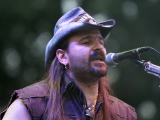 A Rockmaraton képekben - első nap. Omen, Rómaó Vérzik, Kovbojok, Baracka - fotó: Sándor Judit