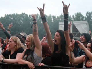 A Rockmaraton képekben - első nap. Omen, Rómaó Vérzik, Kovbojok, Baracka - fotó: Sándor Judit