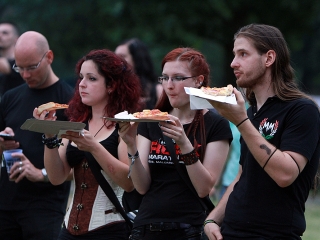 A Rockmaraton képekben - első nap. Omen, Rómaó Vérzik, Kovbojok, Baracka - fotó: Sándor Judit