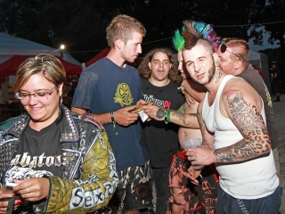 A Rockmaraton képekben - első nap. Omen, Rómaó Vérzik, Kovbojok, Baracka - fotó: Sándor Judit