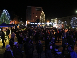 A Nagy Adventi Forgatag Galéria (2023) - fotó: 