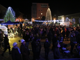 A Nagy Adventi Forgatag Galéria (2023) - fotó: 