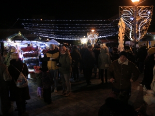 A Nagy Adventi Forgatag Galéria (2023) - fotó: 