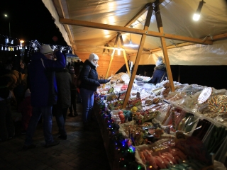 A Nagy Adventi Forgatag Galéria (2023) - fotó: 