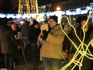 A Nagy Adventi Forgatag Galéria (2023) - fotó: 