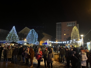 A Nagy Adventi Forgatag Galéria (2023) - fotó: 