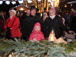 A Nagy Adventi Forgatag Galéria (2023) - fotó: 