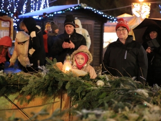 A Nagy Adventi Forgatag Galéria (2023) - fotó: 