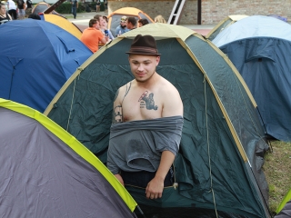 A Rockmaraton képekben- ébredés - fotó: Sándor Judit