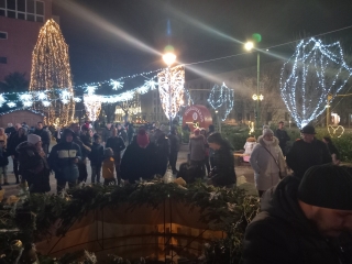 Szilveszter a Városháza téren - fotó: 