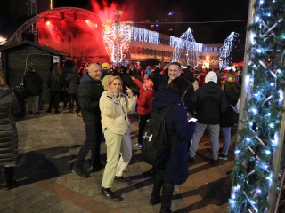 Szilveszter a Városháza téren - fotó: 