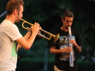 Koós-Hutás Áron jazztrombitás a Ligetben - fotó: Ónodi Zoltán