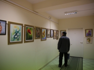 "Keresem az utam" – Kiss Zsuzsanna kiállítása - fotó: 