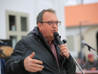 A XII. Pentelei Kolbászfesztivál képeken - fotó: 