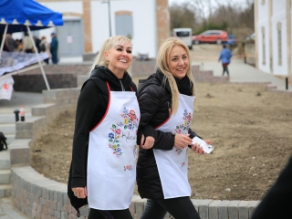 A XII. Pentelei Kolbászfesztivál képeken - fotó: 