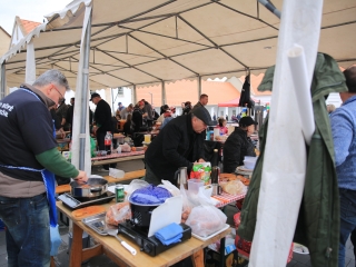 A XII. Pentelei Kolbászfesztivál képeken - fotó: 