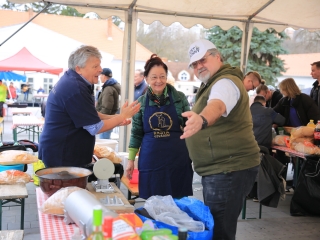 A XII. Pentelei Kolbászfesztivál képeken - fotó: 