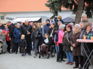 A XII. Pentelei Kolbászfesztivál képeken - fotó: 