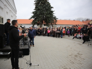 A XII. Pentelei Kolbászfesztivál képeken - fotó: 