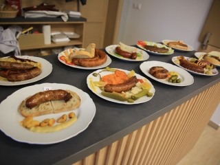 A XII. Pentelei Kolbászfesztivál képeken - fotó: 