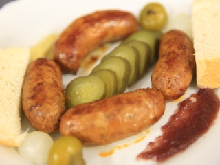 A XII. Pentelei Kolbászfesztivál képeken - fotó: 