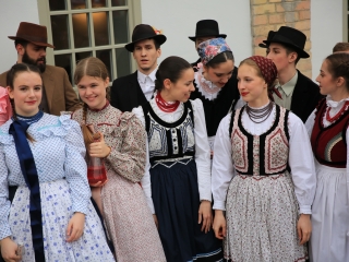 A XII. Pentelei Kolbászfesztivál képeken - fotó: 